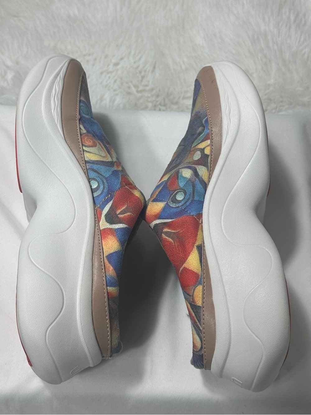 UIN Dye-Misty Art Print Slip On Colorful Canvas Casual Comfort Shoes Womens Sz 8 - Picture 6 of 15